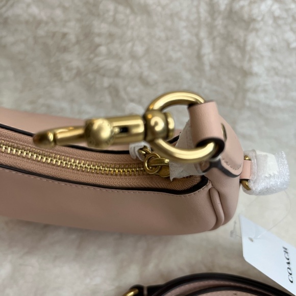 NWT Coach GLV Jonie Mini Bag B4/Cream 🩷 - Picture 9 of 16